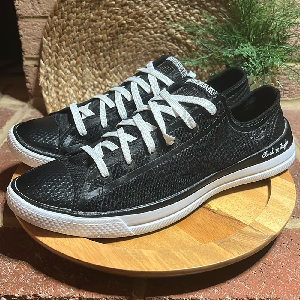 Converse Chuck Taylor All Star Mesh Sided Black and white